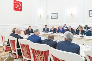 

Медицинский совет при губернаторе Санкт-Петербурга собрался на первое заседание рисунок
