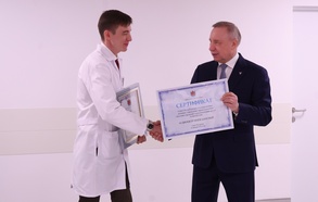 

Петербургский сурдологический центр — всероссийский лидер в помощи детям с нарушениями слуха image
