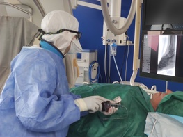 

В больнице святого Георгия пациенту с коронавирусом спасли конечность image
