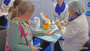

В Санкт-Петербурге открылся форум «Медицинская индустрия» рисунок

