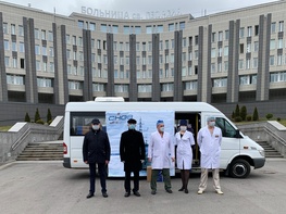 

АО «Средне-Невский судостроительный завод» передал  более 5 тысяч комплектов  индивидуальной защиты  больнице Святого Великомученика Георгия рисунок
